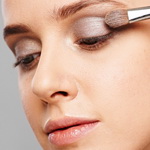 Макияж smoky eyes для голубых глаз Макияж smoky eyes для голубых глаз