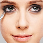Макияж smoky eyes для голубых глаз Макияж smoky eyes для голубых глаз