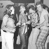 Мода 1970-х. Дискотека в Мар-дель-Плата. Аргентина Мода 1970-х. Дискотека в Мар-дель-Плата. Аргентина