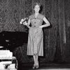 Выездная демонстрация мод на производстве, 1960-е Мода 1960-х