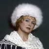 Мода СССР -шапка из лебяжъего пуха. Актриса Татьяна Доронина, 1973 год