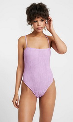 Купальники из текстурных материалов MISSGUIDED Купальники из текстурных материалов MISSGUIDED