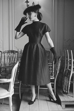Пышное платье Christian Dior, модель Алла Ильчун, 1953 год Пышное платье Christian Dior, модель Алла Ильчун, 1953 год