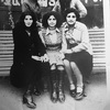 Мода СССР. Сапоги-чулки, Ереван, 1970-е Мода СССР. Сапоги-чулки, Ереван, 1970-е
