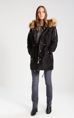 Парка Guess Парка Guess