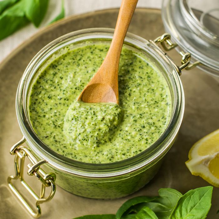 Соус песто: яркий вкус средиземноморской кухни