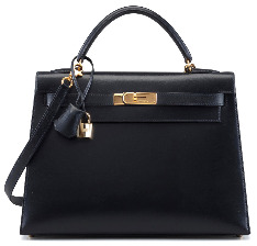 Hermes Kelly. Сумка,  ставшая известной всему миру под названием Kelly bag или сумка Келли, была выпущена в 1935 году, а невероятную популярность данная модель обрела в 1956 году, после того, как легендарная американская кинозвезда Грэйс Келли (Greys Kelly), вышедшая замуж за князя Монако Рене III, воспользовалась именно этой сумочкой, чтобы прикрыть от назойливых объективов папарацци свой живот, так как была беременна.