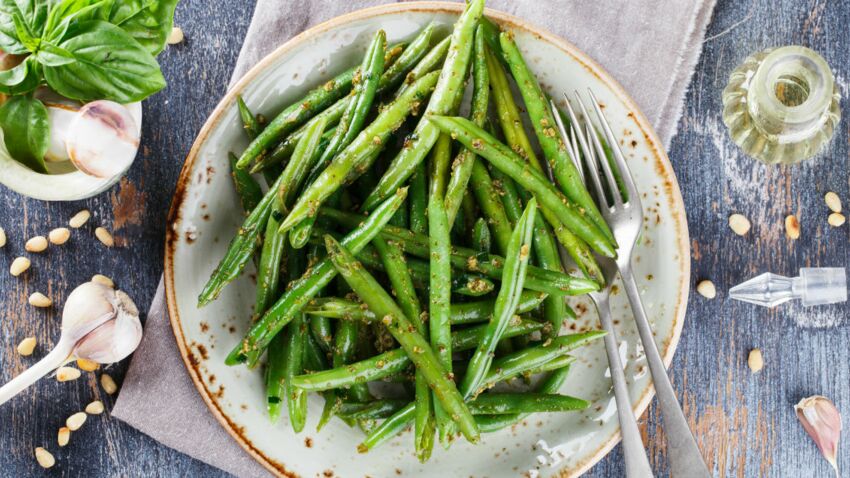 Блюда из зеленой фасоли salade-de-haricots-verts-a-l-estragon.jpeg