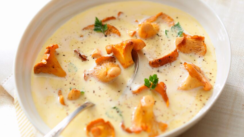 Грибной суп veloute-de-foie-gras-et-panais-aux-girolles.jpeg