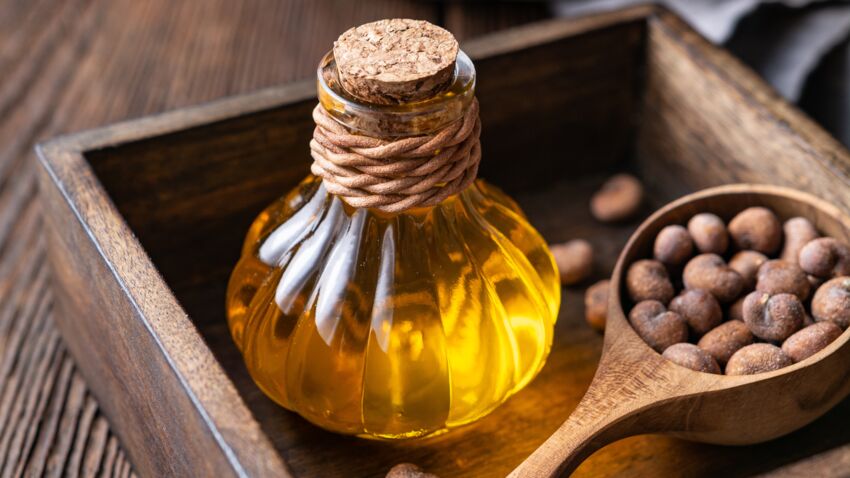 Макадамия в косметологии: спасение для кожи huile-de-coco-de-macadamia-origines-et-bienfaits-de-ces-huiles-vegetales.jpeg