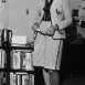 Барбара Уолтерс, в костюме Chanel, 1960-е годы Барбара Уолтерс, в костюме Chanel, 1960-е годы