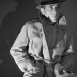 Актер Хэмфри Богарт в тренкоте, фильм Касабланка, 1942 год