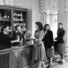 Выбор духов Красная Москва или Кремль. В минском ГУМе. 1950-е г Выбор духов Красная Москва или Кремль. В минском ГУМе. 1950-е г