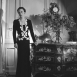 Уоллис Симпсон в костюме от Эльзы Скиапарелли, 1937 г.